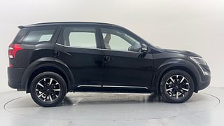 Used 2019 Mahindra XUV500 [2018-2021] W11 AT Diesel Automatic exterior RIGHT SIDE VIEW