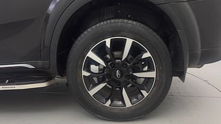 Used 2019 Mahindra XUV500 [2018-2021] W11 AT Diesel Automatic tyres LEFT REAR TYRE RIM VIEW