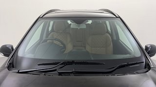 Used 2019 Mahindra XUV500 [2018-2021] W11 AT Diesel Automatic exterior FRONT WINDSHIELD VIEW