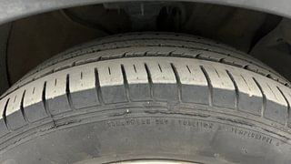 Used 2017 Hyundai Creta [2015-2018] 1.6 SX Diesel Manual tyres RIGHT FRONT TYRE TREAD VIEW