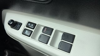 Used 2018 Maruti Suzuki Ignis [2017-2020] Zeta AMT Petrol Dual Tone Petrol Automatic top_features Power windows