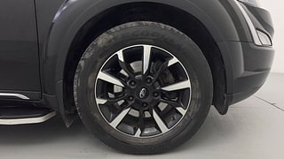 Used 2019 Mahindra XUV500 [2018-2021] W11 AT Diesel Automatic tyres RIGHT FRONT TYRE RIM VIEW