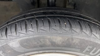Used 2018 Renault Kwid [2017-2019] RXL 1.0 SCE Special Petrol Manual tyres RIGHT FRONT TYRE TREAD VIEW
