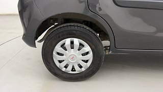 Used 2017 Maruti Suzuki Alto 800 [2016-2019] Lxi Petrol Manual tyres RIGHT REAR TYRE RIM VIEW