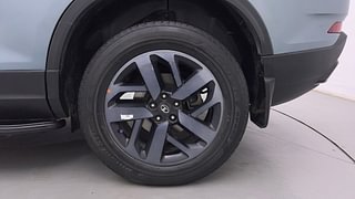 Used 2021 Tata Safari XZA Plus Adventure Diesel Automatic tyres LEFT REAR TYRE RIM VIEW