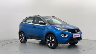 Used 2017 Tata Nexon [2017-2020] XZ Plus Dual Tone roof Petrol Petrol Manual exterior RIGHT FRONT CORNER VIEW