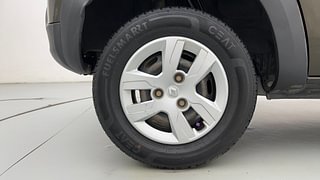 Used 2018 Renault Kwid [2017-2019] RXL 1.0 SCE Special Petrol Manual tyres RIGHT REAR TYRE RIM VIEW