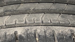 Used 2020 Maruti Suzuki Baleno [2019-2022] Zeta Petrol Petrol Manual tyres LEFT REAR TYRE TREAD VIEW