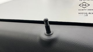 Used 2019 Maruti Suzuki Alto K10 [2014-2019] VXI AMT Petrol Automatic top_features Central locking