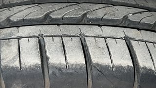 Used 2020 Honda WR-V [2017-2020] VX i-VTEC Petrol Manual tyres RIGHT FRONT TYRE TREAD VIEW