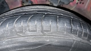 Used 2019 Hyundai Creta [2018-2020] 1.6 SX AT VTVT Petrol Automatic tyres LEFT FRONT TYRE TREAD VIEW