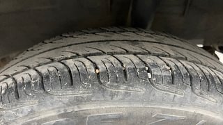 Used 2016 Renault Kwid [2015-2019] RXT Petrol Manual tyres LEFT REAR TYRE TREAD VIEW