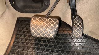 Used 2015 volkswagen Vento 1.5L Highline Diesel AT Diesel Automatic interior PEDALS VIEW