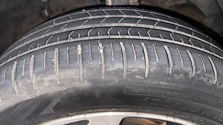 Used 2022 Toyota Glanza G Petrol Manual tyres RIGHT FRONT TYRE TREAD VIEW