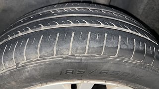 Used 2015 volkswagen Vento 1.5L Highline Diesel AT Diesel Automatic tyres LEFT REAR TYRE TREAD VIEW