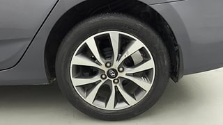 Used 2016 Hyundai Fluidic Verna 4S [2015-2018] 1.6 VTVT SX AT Petrol Automatic tyres LEFT REAR TYRE RIM VIEW