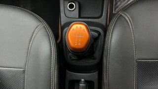 Used 2018 Renault Kwid [2017-2019] CLIMBER 1.0 Petrol Manual interior GEAR  KNOB VIEW