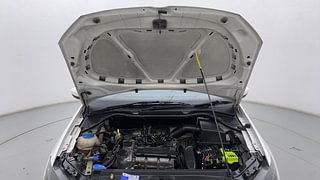 Used 2016 Volkswagen Polo [2015-2019] Comfortline 1.2L CNG (Outside Fitted) Petrol+cng Manual engine ENGINE & BONNET OPEN FRONT VIEW