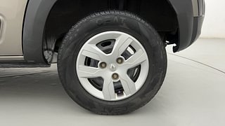 Used 2017 Renault Kwid [2015-2019] RXT Petrol Manual tyres LEFT REAR TYRE RIM VIEW