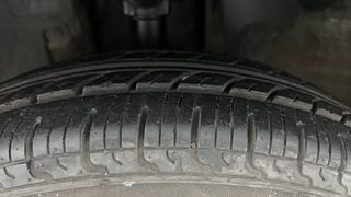 Used 2017 Renault Kwid [2015-2019] RXT Petrol Manual tyres LEFT FRONT TYRE TREAD VIEW
