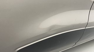 Used 2017 Renault Kwid [2015-2019] RXT Petrol Manual dents MINOR DENT