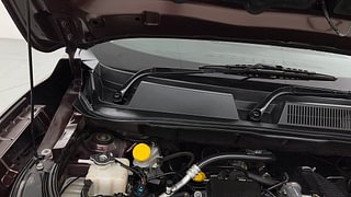 Used 2021 Renault Kiger RXZ MT Petrol Manual engine ENGINE RIGHT SIDE HINGE & APRON VIEW