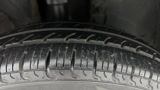 Used 2017 Renault Kwid [2015-2019] RXT Petrol Manual tyres RIGHT FRONT TYRE TREAD VIEW