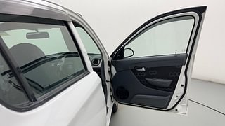 Used 2015 Maruti Suzuki Alto 800 [2012-2016] Lxi Petrol Manual interior RIGHT FRONT DOOR OPEN VIEW