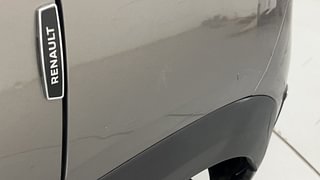 Used 2017 Renault Kwid [2015-2019] RXT Petrol Manual dents MINOR DENT