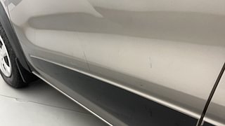 Used 2017 Renault Kwid [2015-2019] RXT Petrol Manual dents MINOR DENT