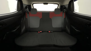 Used 2017 Renault Kwid [2015-2019] RXT Petrol Manual interior REAR SEAT CONDITION VIEW