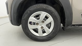 Used 2017 Renault Kwid [2015-2019] RXT Petrol Manual tyres LEFT FRONT TYRE RIM VIEW