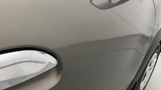 Used 2017 Renault Kwid [2015-2019] RXT Petrol Manual dents MINOR DENT