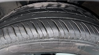 Used 2022 Nissan Magnite XV Premium Turbo CVT (O) Petrol Automatic tyres LEFT FRONT TYRE TREAD VIEW
