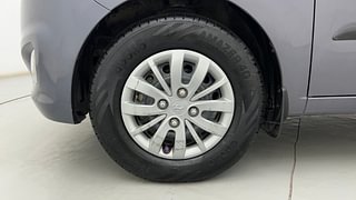 Used 2016 hyundai i10 Sportz 1.1 Petrol Petrol Manual tyres LEFT FRONT TYRE RIM VIEW