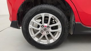 Used 2019 Maruti Suzuki Swift [2017-2021] ZXi AMT Petrol Automatic tyres RIGHT REAR TYRE RIM VIEW