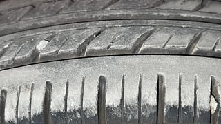 Used 2021 Maruti Suzuki Alto 800 [2019-2022] LXI Petrol Manual tyres LEFT FRONT TYRE TREAD VIEW