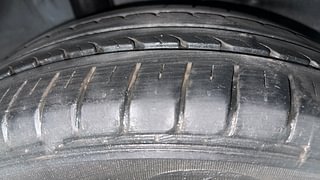 Used 2015 Honda City [2014-2017] V Diesel Diesel Manual tyres RIGHT REAR TYRE TREAD VIEW