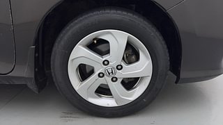 Used 2015 Honda City [2014-2017] V Diesel Diesel Manual tyres RIGHT FRONT TYRE RIM VIEW