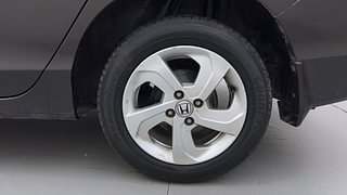 Used 2015 Honda City [2014-2017] V Diesel Diesel Manual tyres LEFT REAR TYRE RIM VIEW