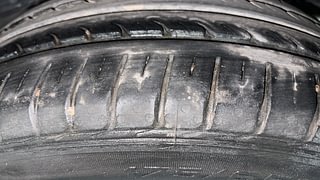 Used 2015 Honda City [2014-2017] V Diesel Diesel Manual tyres LEFT REAR TYRE TREAD VIEW