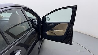 Used 2015 Honda City [2014-2017] V Diesel Diesel Manual interior RIGHT FRONT DOOR OPEN VIEW