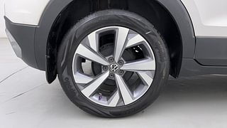 Used 2022 Volkswagen Taigun Topline 1.0 TSI AT Petrol Automatic tyres RIGHT REAR TYRE RIM VIEW