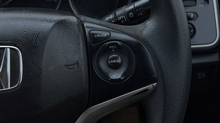 Used 2015 Honda City [2014-2017] V Diesel Diesel Manual top_features Cruise control