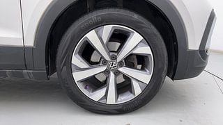 Used 2022 Volkswagen Taigun Topline 1.0 TSI AT Petrol Automatic tyres RIGHT FRONT TYRE RIM VIEW