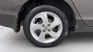 Used 2016 Honda City [2014-2017] VX Petrol Manual tyres RIGHT REAR TYRE RIM VIEW