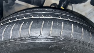 Used 2015 Honda City [2014-2017] SV Diesel Diesel Manual tyres LEFT FRONT TYRE TREAD VIEW