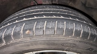 Used 2015 Hyundai Elite i20 [2014-2018] Asta 1.2 Petrol Manual tyres RIGHT FRONT TYRE TREAD VIEW