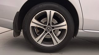 Used 2018 Mercedes-Benz E-Class [2017-2021] E220d Avantgarde Diesel Automatic tyres RIGHT REAR TYRE RIM VIEW