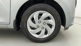 Used 2019 Hyundai New Santro 1.1 Asta MT Petrol Manual tyres RIGHT FRONT TYRE RIM VIEW